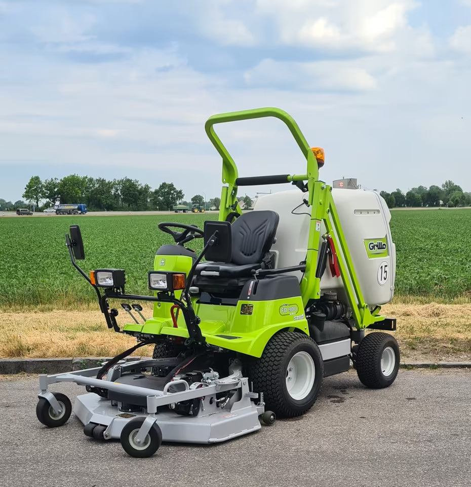Grillo Frontmäher FD900 Großflächenmäher Hydrostat Aufsitzmäher