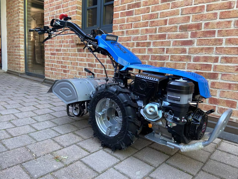 MGS-745LE Einachstraktor mit Bodenfräse 60 cm – 15 PS Loncin, E-Start, Differentialsperre