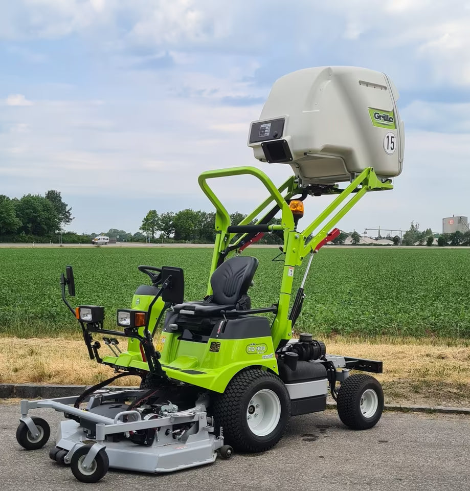 Grillo Frontmäher FD900 Großflächenmäher Hydrostat Aufsitzmäher